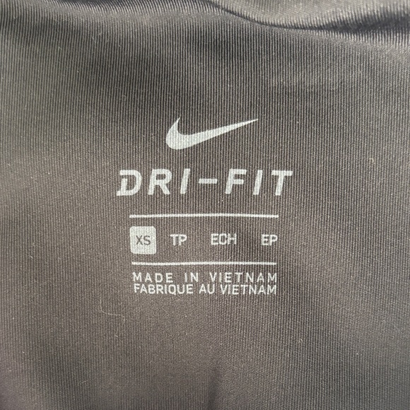 Nike Women’s Black Leggings - Picture 3 of 5